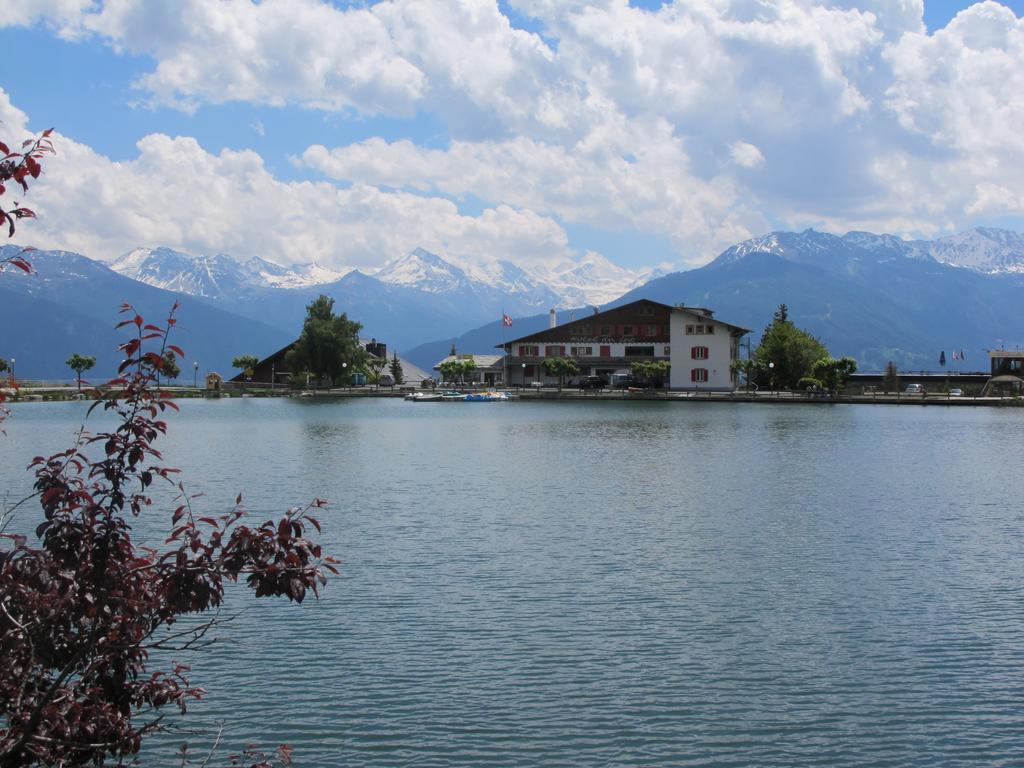 Hotel Du Lac Кран-Монтана Екстер'єр фото